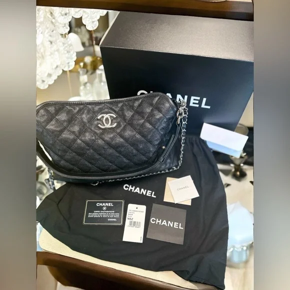 Chanel French Riviera Hobo NWT - Picture 11 of 15